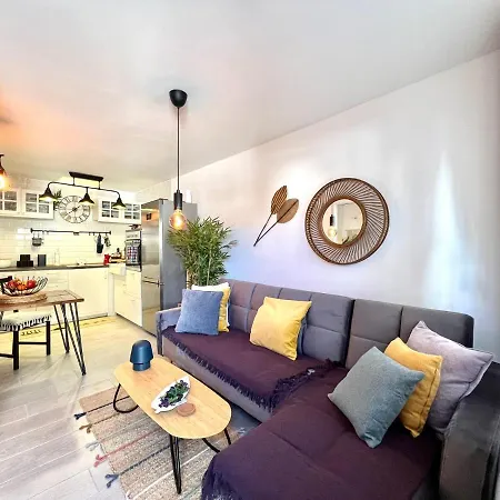 Apartamento Con Piscina, Wifi Gratis, A 750 M De La Playa En Tenerife Sur *