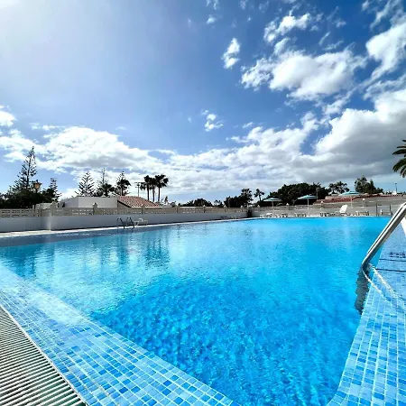 Apartamento Con Piscina, Wifi Gratis, A 750 M De La Playa En Tenerife Sur Costa del Silencio
