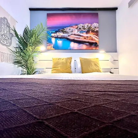 アパート Apartamento Con Piscina, Wifi Gratis, A 750 M De La Playa En Tenerife Sur *