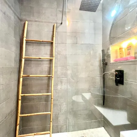 Apartamento Con Piscina, Wifi Gratis, A 750 M De La Playa En Tenerife Sur アパート コスタ・デル・シレンチオ