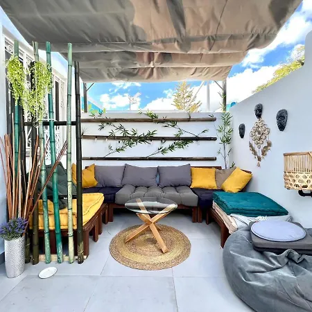 アパート Apartamento Con Piscina, Wifi Gratis, A 750 M De La Playa En Tenerife Sur