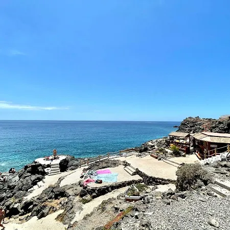 Apartamento Con Piscina, Wifi Gratis, A 750 M De La Playa En Tenerife Sur アパート コスタ・デル・シレンチオ